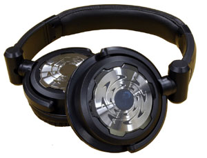 DENON DJ NOW SHIPPING ITS NEW DN-HP500 PROFESSIONAL HEADPHONES