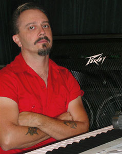 KEYBOARDIST JIMMIE BONES BRINGS PEAVEY KB* SOUL TO KID ROCK